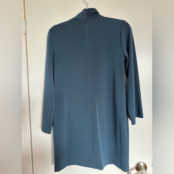 Super cute long sleeved Tunic, never worn, with tags from Club Monaco. - Picture 4 of 6